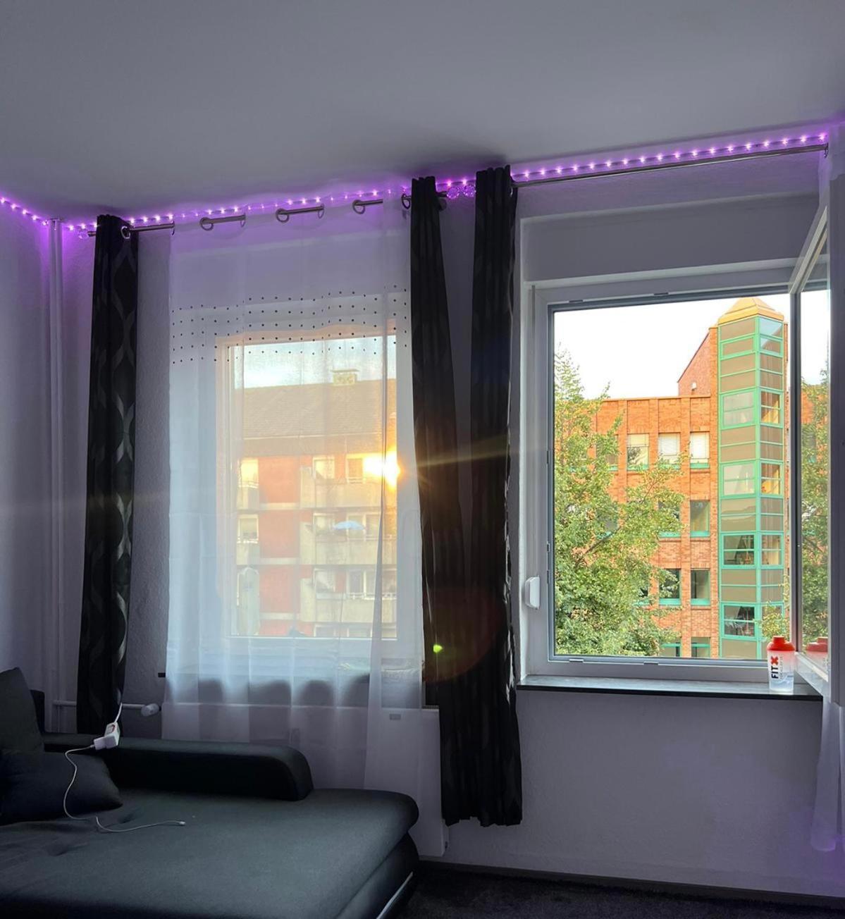 Moderne Und Helle Ferienwohnung Im Herzen Der Stadt Dortmund Exterior photo